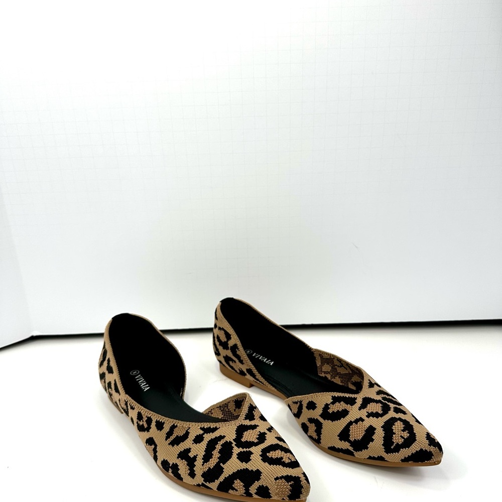 Vivaia Pointed-Toe D'Orsay Flats (Melia) - Picture 6 of 11